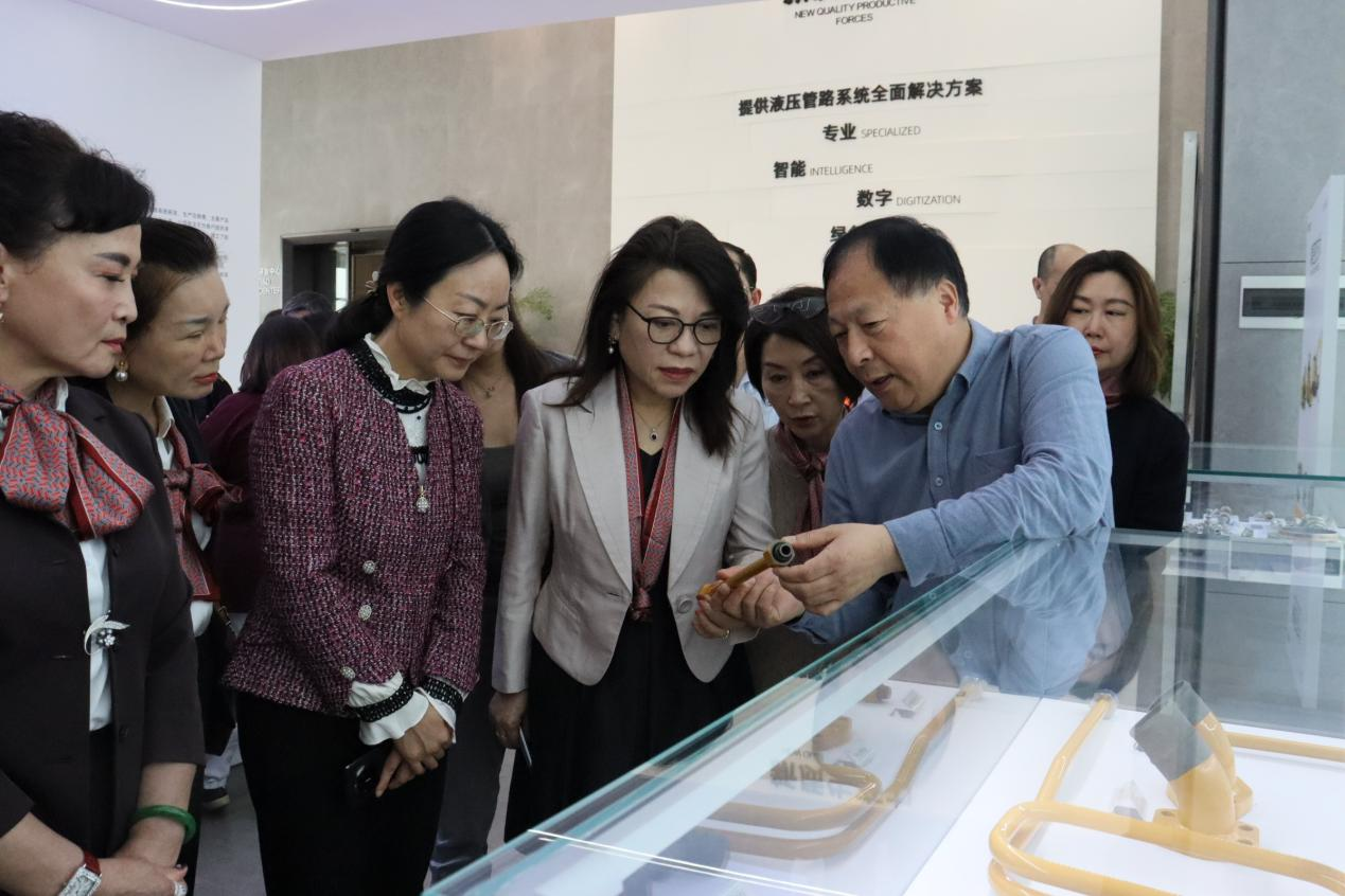 2025��3��26��������̨�������񸱻᳤����Ů��ί����ί������һ��ݰ�ٷǷ����ʹɷݵ�����